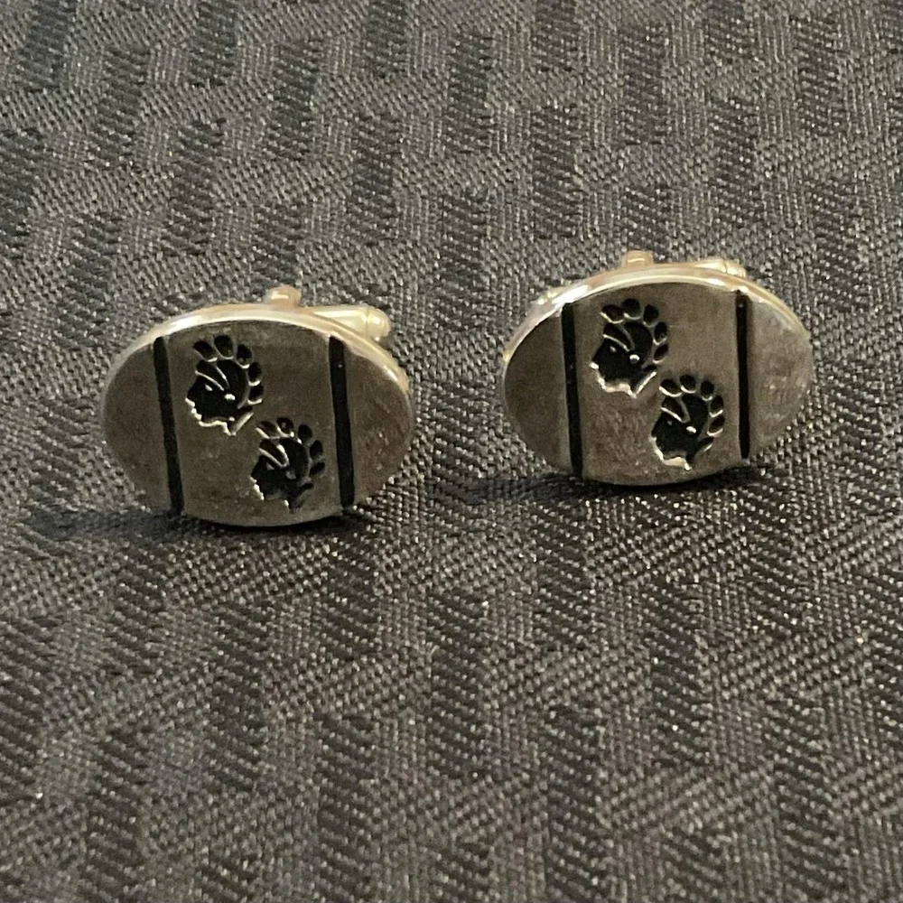 Silver Tone Spartan Cufflinks Mens Oval Engraved Bullet Back Dress Shirt Set